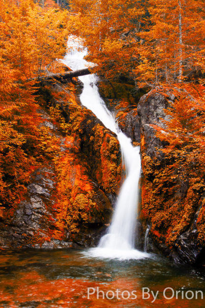 Sullivan Falls in the Three Pools natural area of Oregon